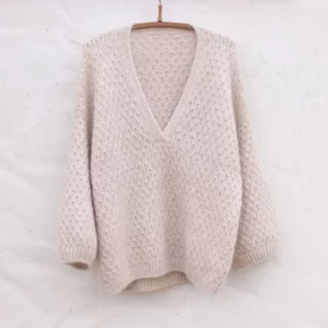 CARDI V- NECK